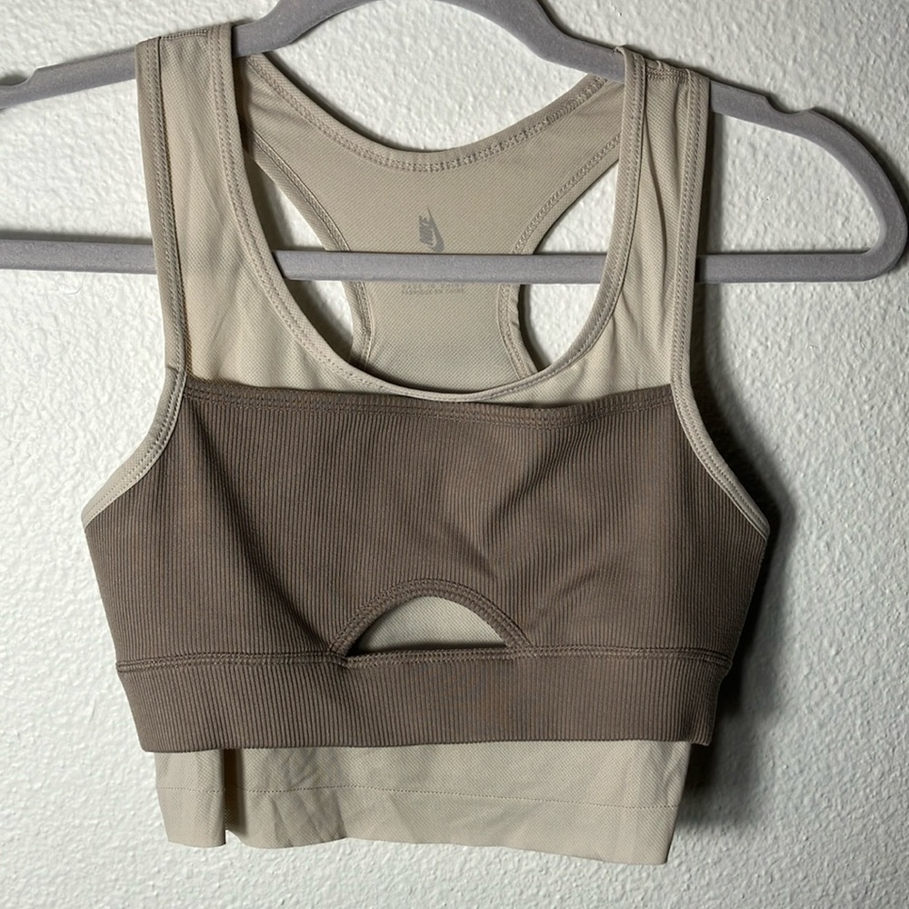 Nike NRG A.A.E. 3.0 TANK rare XS sports bra tank cream beige workout top